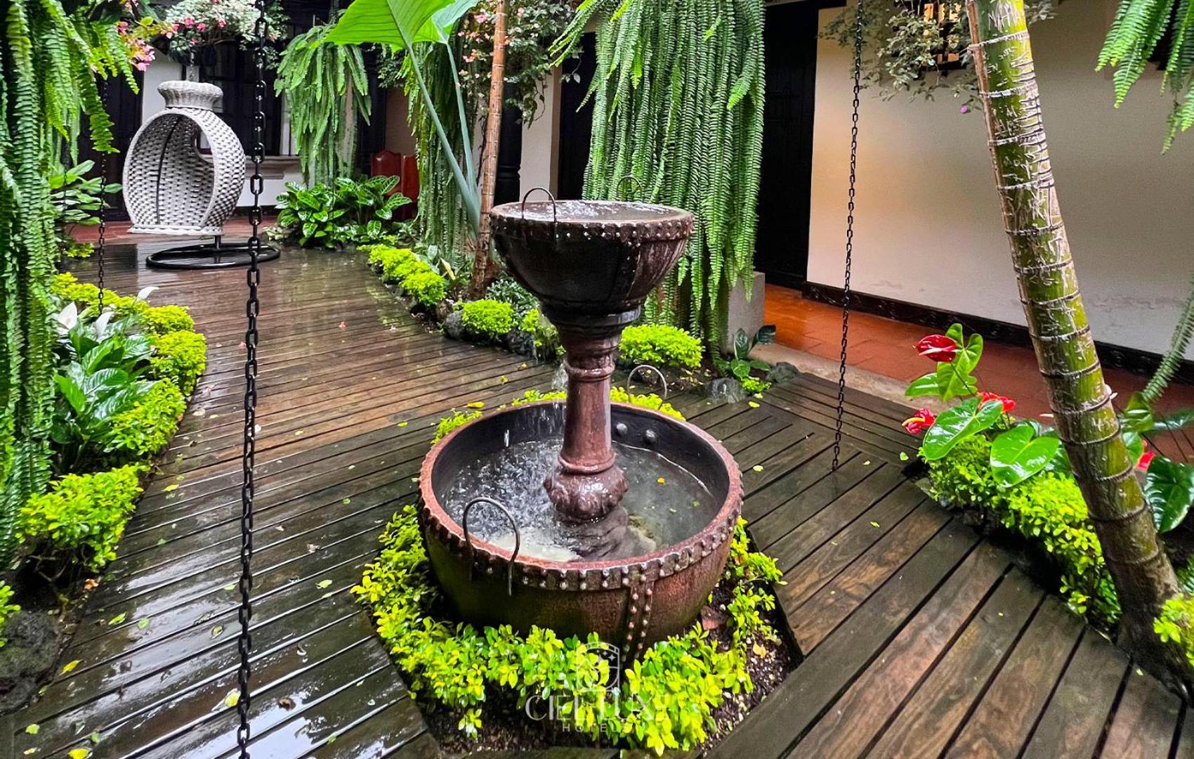 Ciel Luxe Hotels Antigua Guatemala ภายนอก รูปภาพ