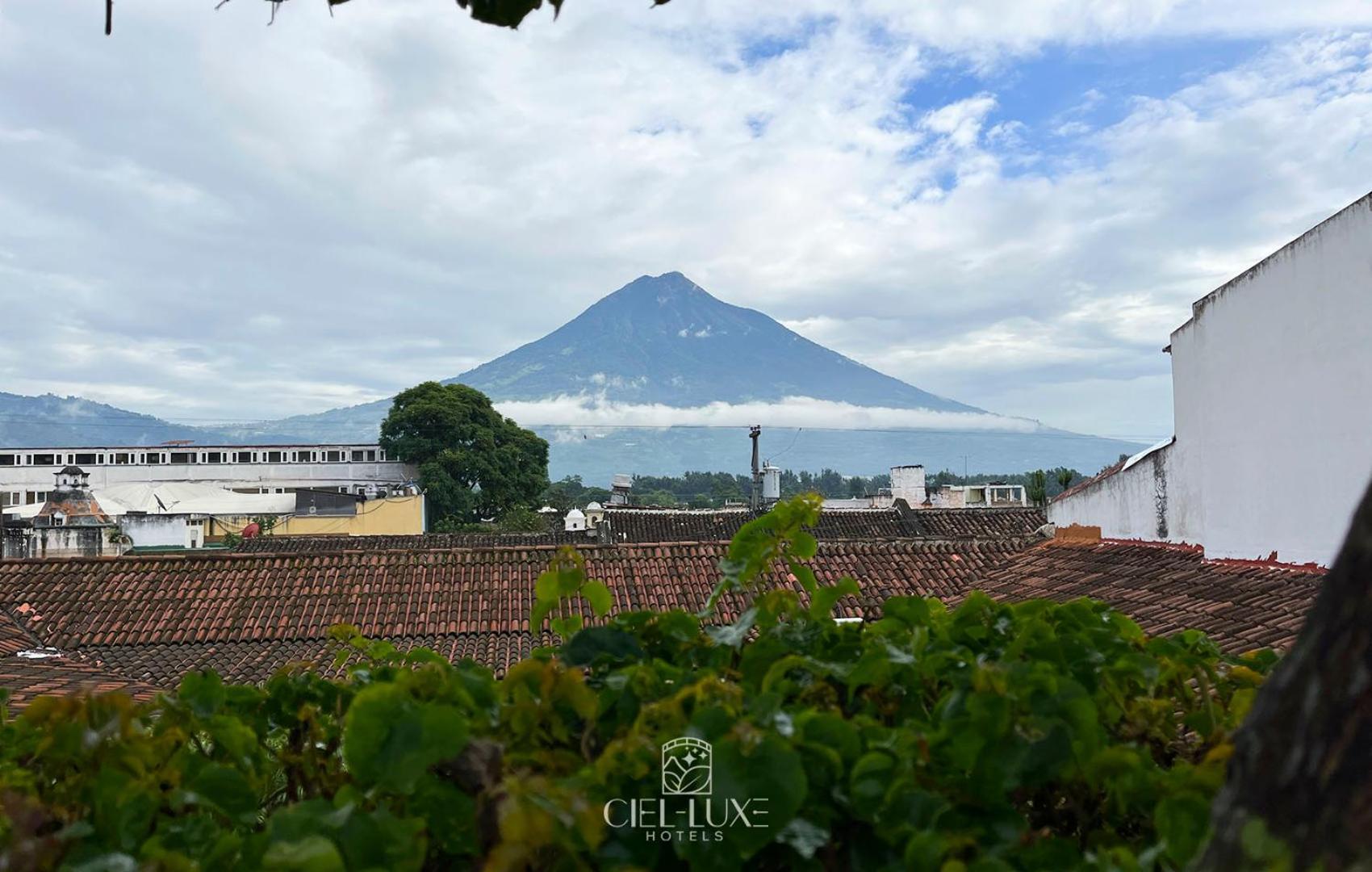 Ciel Luxe Hotels Antigua Guatemala ภายนอก รูปภาพ